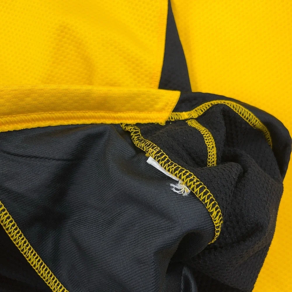 Iowa Hawkeyes Sweater Men Large Yellow Black Pullover Quarter Zip Under Armour - Picture 7 of 13